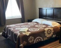 Khách sạn Quiet 1 Bedroom/ 1 Bath Hotel Room (Jacksonville, Hoa Kỳ)