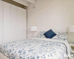 Tüm Ev/Apart Daire Modern, Bright & Beautiful, 1 Bedroom Downtown Apt With Rooftop Patio (Vancouver, Kanada)