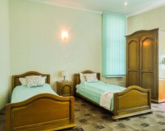 Khách sạn Hotel Fortuna (Chisinau, Moldova)