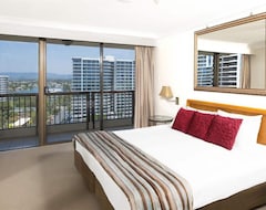 Khách sạn Longbeach Resort - Private Apartments (Surfers Paradise, Úc)
