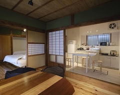 Otel ~cozy Nest~japanese Old House Along The Kumano Kodo~ (Nachikatsuura, Japonya)