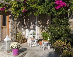 Zefi Hotel & Suites (Naoussa, Grecia)