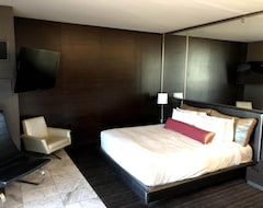 Hotel Huge Prime Strip View Suite With Spa Like Amenities! (Las Vegas, USA)
