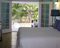 Hotelli Hotel Pelican Beach (North Caicos, Turks- ja Caicossaaret)