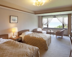 Hotel Izukyu (Shimoda, Japón)