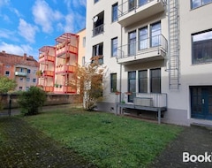 Hele huset/lejligheden Neu! Uni-nahe! Altbau Apartment, Kuche, Tv, Balkon (Magdeburg, Tyskland)
