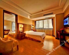 Otel Longking Holiday Inn (Xiamen, Çin)