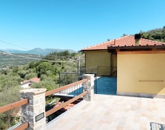 Toàn bộ căn nhà/căn hộ Appartamento Per Vacanze A Ca Gialla (aeg100) (Villanova d'Albenga, Ý)