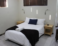 Bed & Breakfast Framesby Guesthouse (Port Elizabeth, Sudáfrica)