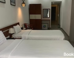 Khách sạn Amica Premier Hotel And Travel (Hà Nội, Việt Nam)
