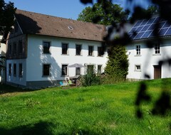 Toàn bộ căn nhà/căn hộ Holiday Apartment In The Farmhouse In The Fichtel Mountains (Gefrees, Đức)