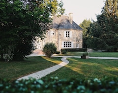 Toàn bộ căn nhà/căn hộ Belle Propriété Au Calme, à La Campagne Avec Parc Et Étangs (Le Mesnil-Véneron, Pháp)