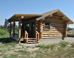 Entire House / Apartment Rendezvous Cabin @ Paris MontanaÂ On Rock Creek (Red Lodge, USA)