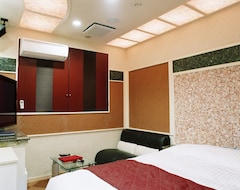 Hotel C-Love(Adult Only) (Atsugi, Japan)