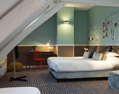 Khách sạn Hotel Des 3 Poussins (Paris, Pháp)