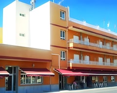Khách sạn Hotel Trabuco (Santiago de la Ribera, Tây Ban Nha)