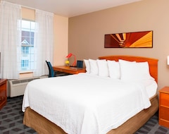 Hotelli TownePlace Suites Indianapolis Park 100 (Indianapolis, Amerikan Yhdysvallat)