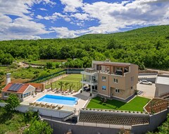 Toàn bộ căn nhà/căn hộ Villa Seven Lakes (Lokvičići, Croatia)