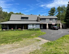 Casa rural Private Adirondack Retreat - 100+ Acres Of Serene Nature! (North Hudson, Hoa Kỳ)