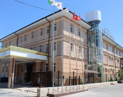 Khách sạn Zarafshan Granf (Navoiy, Uzbekistan)