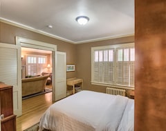 Hele huset/lejligheden Queen Anne - Charming Newly Renovated 1924 Home - Walk Score Of 93 (Seattle, USA)