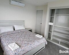 Cijela kuća/apartman Luxury 2 Bed, 2 Bath Apartment With Stunning Panoramic Sea View, Private Beach (Malay, Filipini)