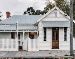 Hele huset/lejligheden Birregurra Tea House : Cracker Rear Courtyard With Fire Pit , Bar & Stage (Colac, Australien)