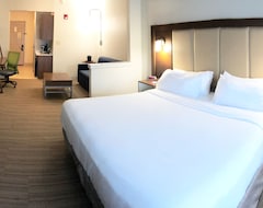 Holiday Inn Express Hotel & Suites Greenville, An Ihg Hotel (Greenville, USA)