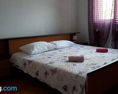 Tüm Ev/Apart Daire Vacation Home Ivan (Pirovac, Hırvatistan)