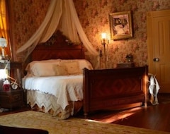 Bed & Breakfast Carleton House Bed and Breakfast (Bonham, Hoa Kỳ)