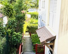 Toàn bộ căn nhà/căn hộ Appartement T5 Haut Standing : Vue Mer Époustouflante Et Pieds Dans Leau (Les Trois-Îlets, French Antilles)