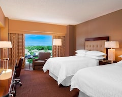 Sheraton Indianapolis Hotel at Keystone Crossing (Indianápolis, EE. UU.)