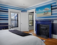 Casa/apartamento entero Moderno, encantador e histórico, y Sunny 4br / 3ba Condo en Provincetown central (Provincetown, EE. UU.)