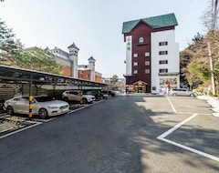 Khách sạn Pocheon Gwangneung Arboretum (Pocheon, Hàn Quốc)