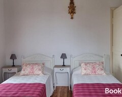 Bed & Breakfast Chambres Dhotes Chateau De Saint Etienne Du Bois (Saint-Étienne-du-Bois, Pháp)