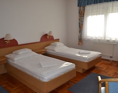 Hotelli Leier Business Hotel (Győr, Unkari)