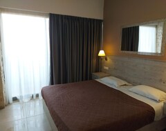 Hotelli Adonis Beach - Rooms (Amoudara Heraklion, Kreikka)