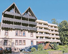 Khách sạn Bergfrieden (Bad Wildbad, Đức)