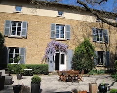 Toàn bộ căn nhà/căn hộ Maison De Campagne Au Cœur Du Beaujolais (Lacenas, Pháp)