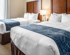 Hotel Comfort Suites Near Potomac Mills (Woodbridge, USA)