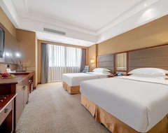 Otel Longking Holiday Inn (Xiamen, Çin)