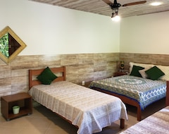 Hele huset/lejligheden Beautiful House In Guapimirim With 7 Suites With Air Conditioning (Guapimirim, Brasilien)