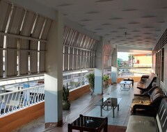 Hotel Sinar Khatulistiwa (Singkawang, Indonesia)