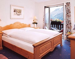 Hotel Salastrains (St. Moritz, Switzerland)