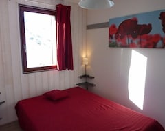 Hele huset/lejligheden Rare ! - Cozy Apartment With Separate Bedroom - South Facing (Belleville, USA)