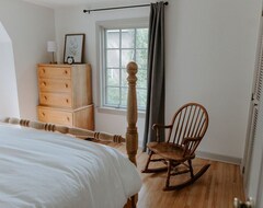 Cijela kuća/apartman Heirloom Cottage | A Charming Getaway In The Woods (Arden Hills, Sjedinjene Američke Države)