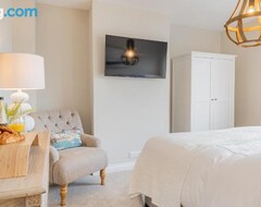 Cijela kuća/apartman The Bolt Hole -luxury 3 Bed Cottage With Hot Tub! (Silverdale, Ujedinjeno Kraljevstvo)