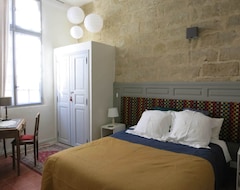 Cijela kuća/apartman Luxury Apartment (4-6 People) In A 17th Century Residence (Montagnac, Francuska)