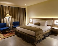 Khách sạn Regent Plaza Hotel & Convention Center (Karachi, Pakistan)