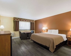 Hotel Quality Inn & Suites Medford Airport (Medford, Sjedinjene Američke Države)